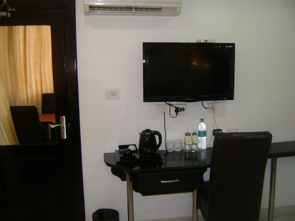 Gago Inn Thiruvananthapuram Bagian luar foto